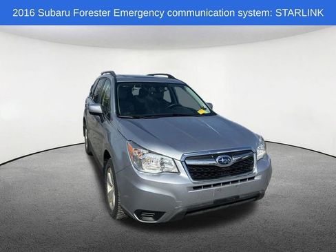 Used 2016 Subaru Forester 2.5i Premium w/ All-Weather Package AWD/4WD image 17
