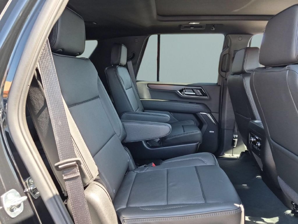 New 2027 GMC Yukon Denali w/ Sun & Power Step Package AWD/4WD image 27