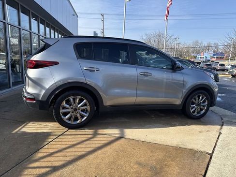 Used 2022 Kia Sportage Nightfall Edition w/ Nightfall Fwd Premium Package image 2