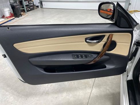 Used 2012 BMW 128i Convertible RWD image 20