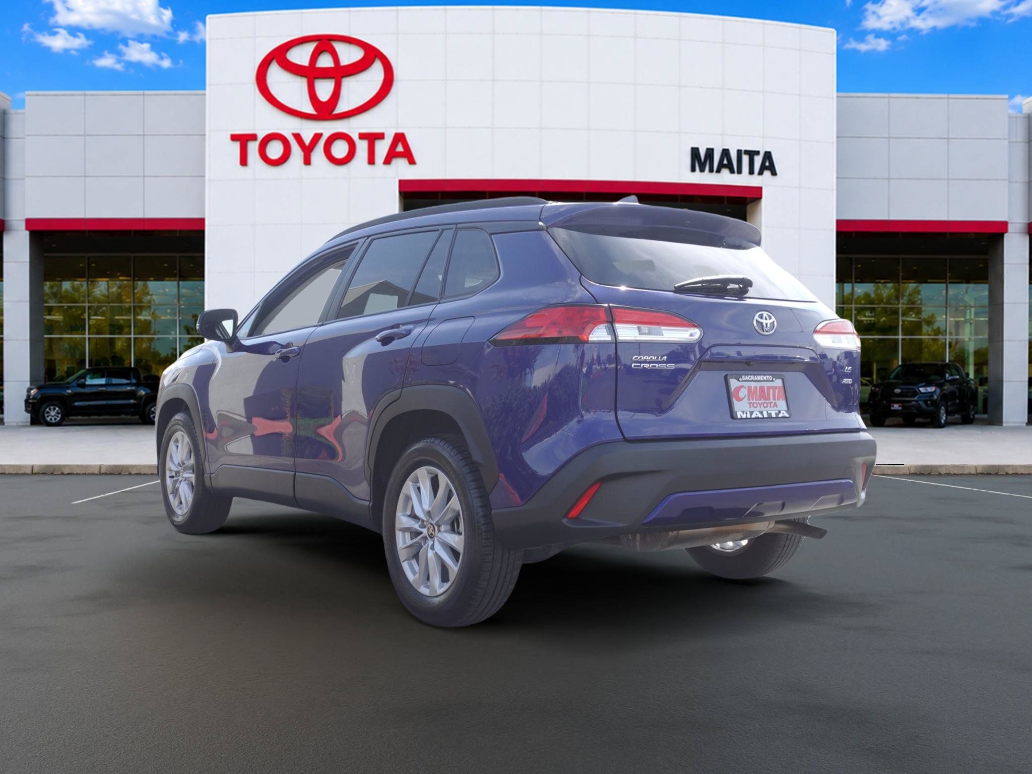 Used 2022 Toyota Corolla Cross LE AWD/4WD image 5