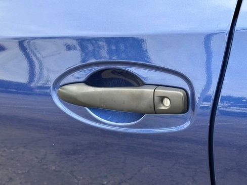 Used 2018 Nissan Rogue S FWD image 12