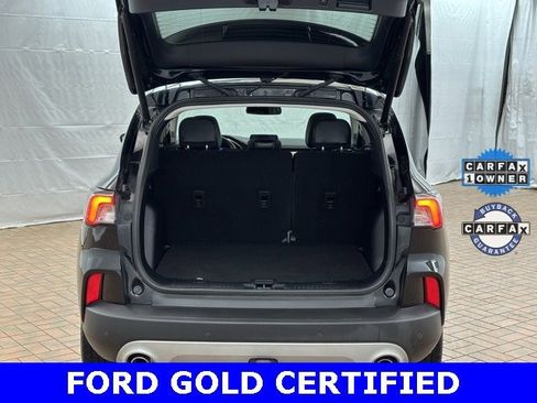 Certified 2022 Ford Escape Titanium w/ Class II Trailer Tow Package image 7