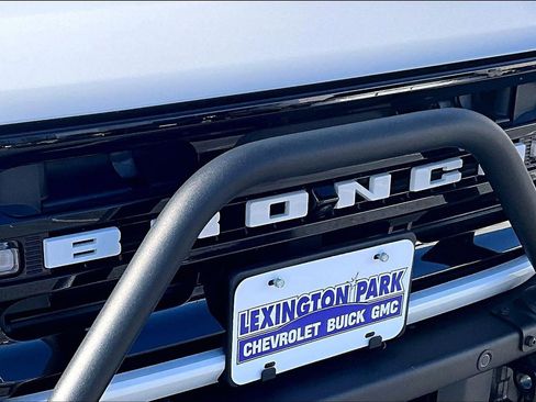 Used 2022 Ford Bronco Outer Banks w/ Sasquatch Package image 31