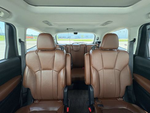 Used 2020 Subaru Ascent Touring w/ Popular Package #3 AWD/4WD image 40
