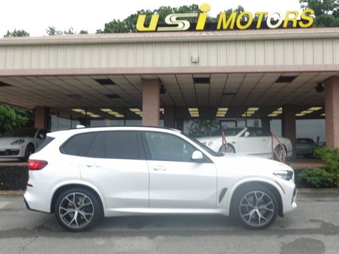 Used 2021 BMW X5 sDrive40i w/ M Sport Package RWD image 2