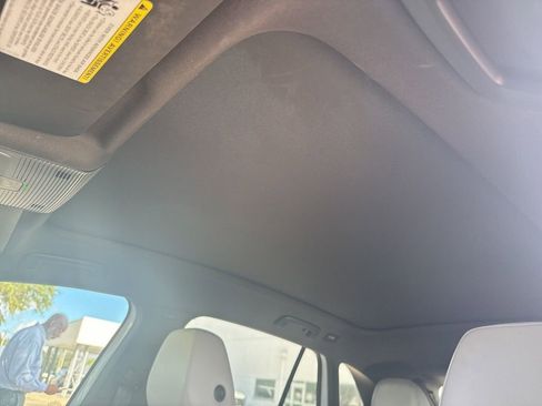 Used 2021 Volkswagen ID.4 Pro S image 9