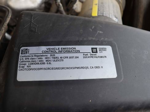 Used 2020 Chevrolet Silverado 2500 LTZ w/ LTZ Premium Package image 7