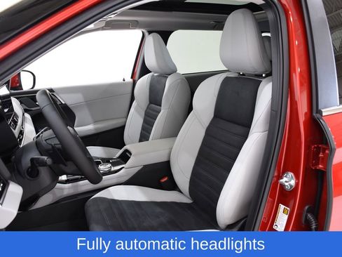 New 2025 Mitsubishi Outlander SE image 22