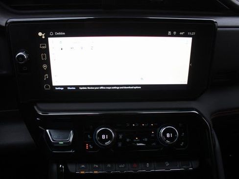 Used 2024 GMC Sierra 1500 AT4 w/ Technology Package image 32