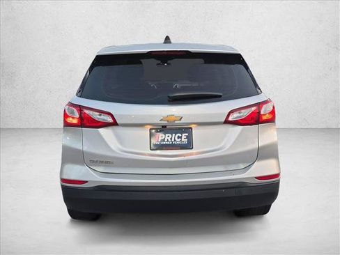 Used 2021 Chevrolet Equinox LS FWD image 7