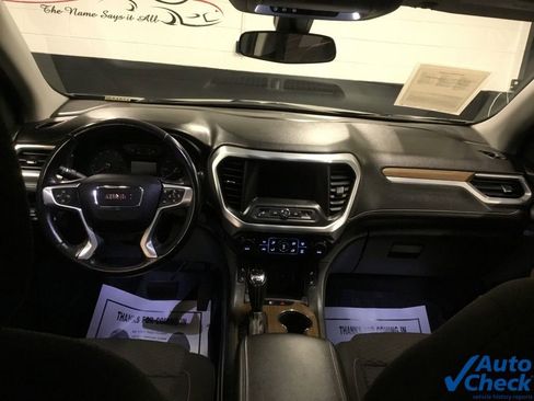 Used 2018 GMC Acadia SLE w/ LPO, Floor Liner Package image 24