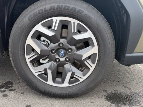 Used 2026 Subaru Forester Premium AWD/4WD image 12