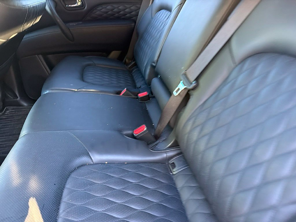 Used 2024 INFINITI QX80 Sensory AWD/4WD image 8