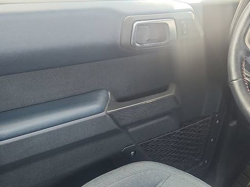 Used 2023 Ford Bronco Heritage Edition AWD/4WD image 11