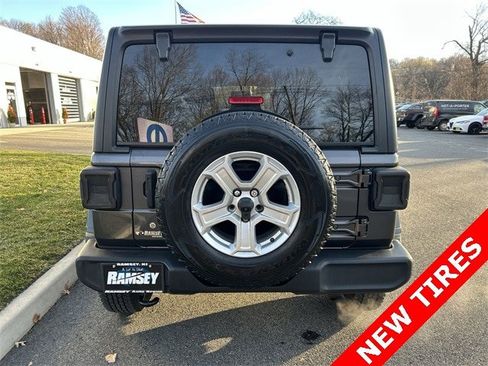 Certified 2019 Jeep Wrangler Unlimited Sport S image 7