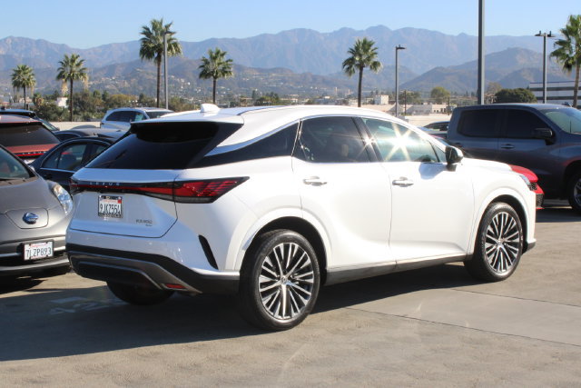 Certified 2023 Lexus RX 350 Premium Plus w/ Cold Area Package AWD/4WD image 21