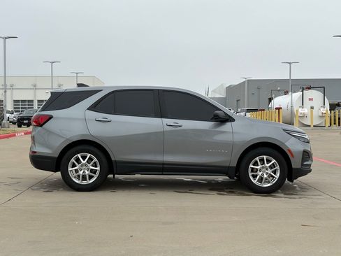 Used 2023 Chevrolet Equinox LS w/ LPO, Floor Liner Package image 8