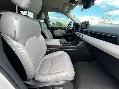 Used 2025 Honda Pilot EX-L image 33