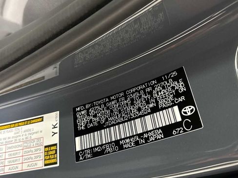 New 2026 Toyota Prius LE image 11