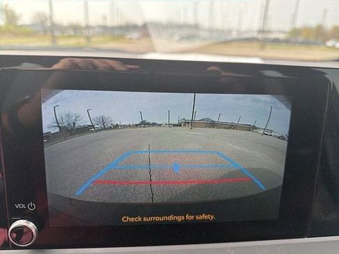 Used 2024 Toyota Prius LE image 19