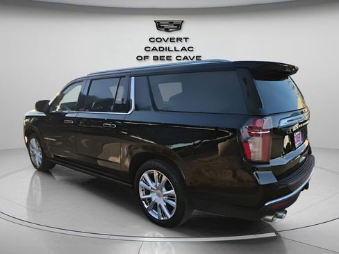 Used 2021 Chevrolet Suburban High Country image 7