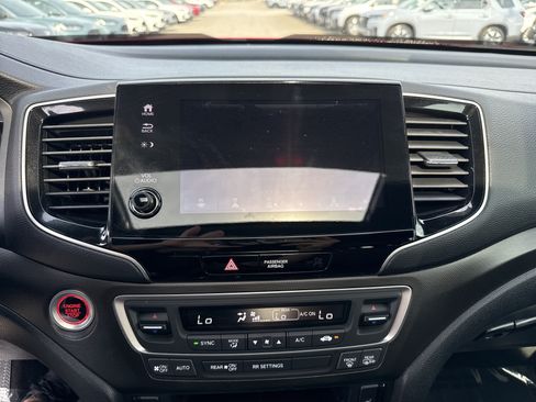 Certified 2025 Honda Passport TrailSport image 25