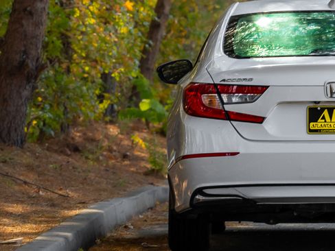 Used 2019 Honda Accord EX-L image 39