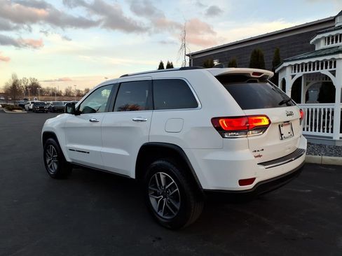 Used 2022 Jeep Grand Cherokee Limited AWD/4WD image 3