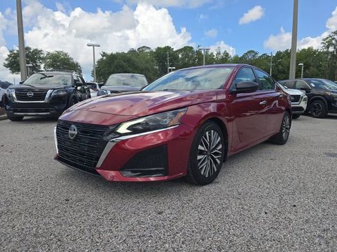 Certified 2024 Nissan Altima 2.5 SV FWD image 4