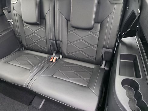 New 2026 Volkswagen Atlas SE FWD image 46