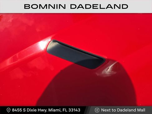 Used 2020 Dodge Challenger SXT image 11