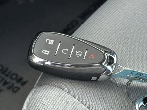 Used 2017 Chevrolet Malibu LT w/ Driver Confidence Package image 30