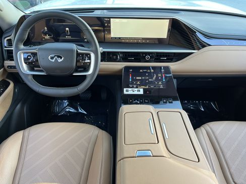 Certified 2026 INFINITI QX80 Luxe w/ Cargo Package AWD/4WD image 19