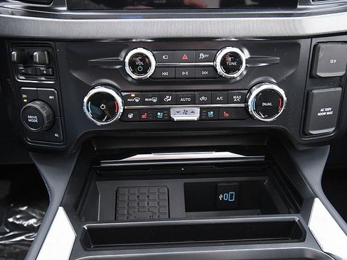 New 2026 Ford F350 Platinum w/ FX4 Off-Road Package AWD/4WD image 19