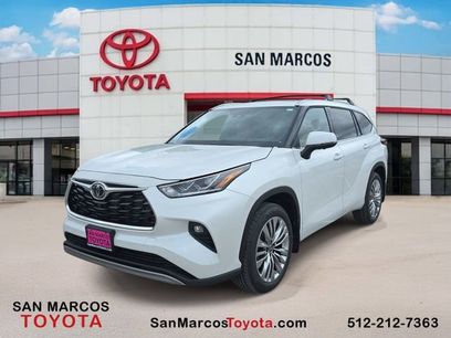 New 2026 Toyota Highlander Platinum