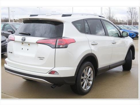 Certified 2016 Toyota RAV4 Limited image 19