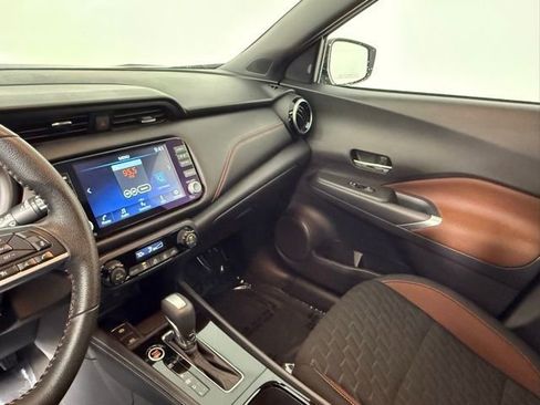 Used 2023 Nissan Kicks SR image 37