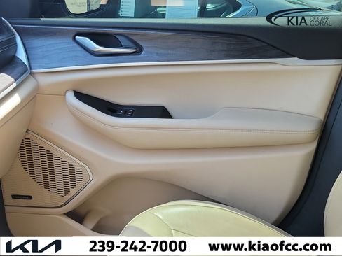 Used 2022 Jeep Grand Cherokee L Limited image 30