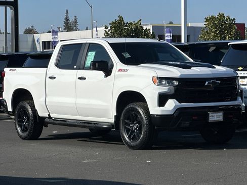 Used 2023 Chevrolet Silverado 1500 LT Trail Boss w/ Protection Package image 2