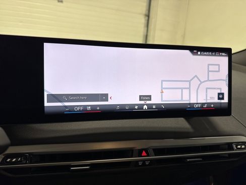 Used 2025 BMW iX M60 image 23