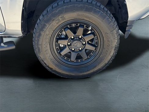 Used 2023 Toyota Tacoma SR image 9