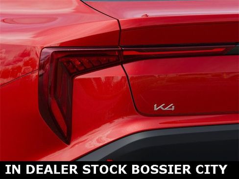 New 2025 Kia K4 LXS image 11