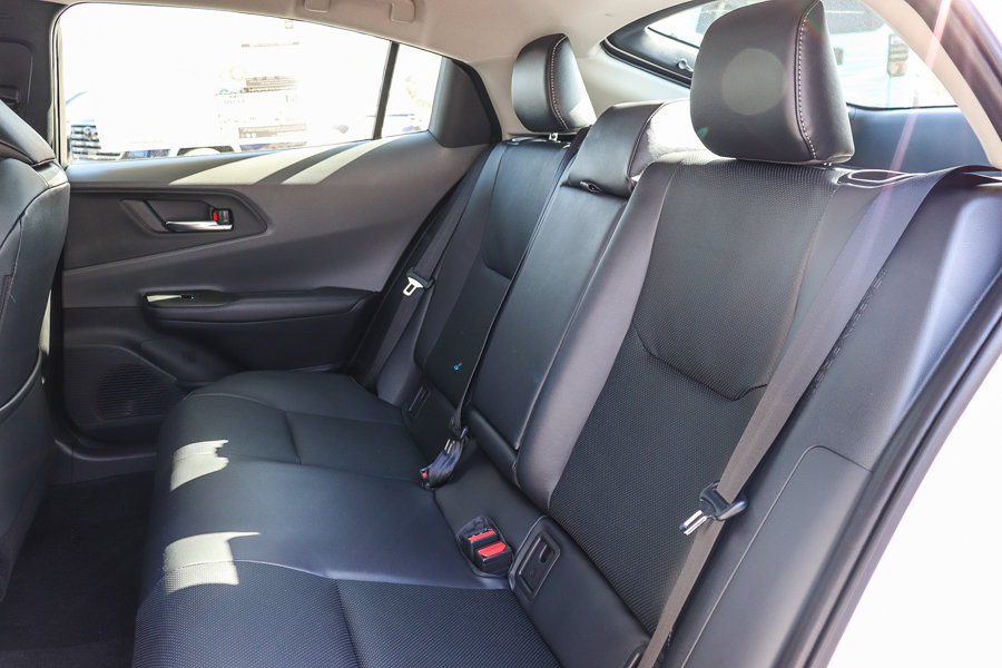 New 2027 Toyota Prius Limited w/ Limited Premium Package FWD image 18