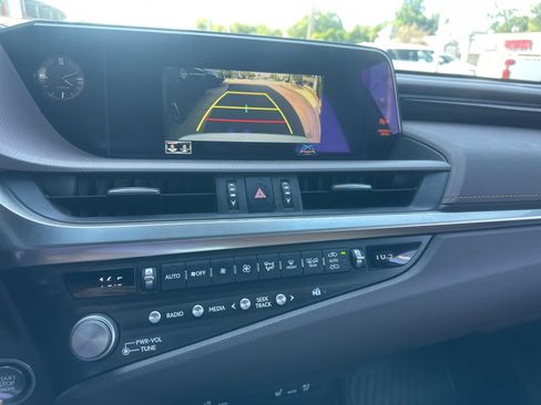 Used 2021 Lexus ES 250 AWD/4WD image 24