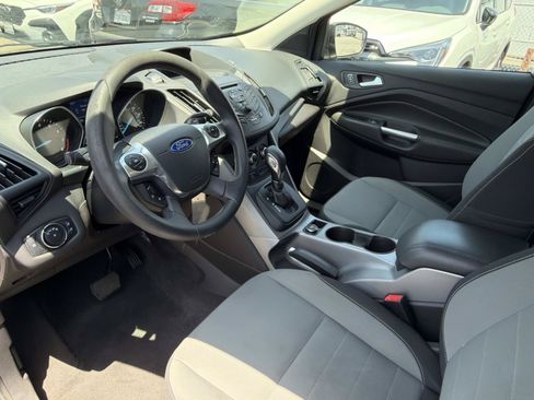 Used 2014 Ford Escape SE FWD image 14