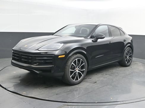 New 2026 Porsche Cayenne Coupe AWD/4WD image 1