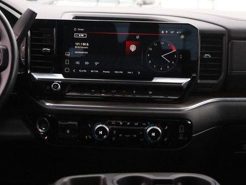 Used 2025 GMC Sierra 1500 SLT image 22