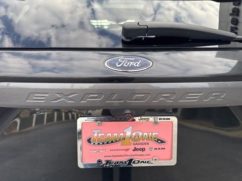 Used 2021 Ford Explorer XLT w/ Equipment Group 202A image 37