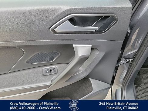 Used 2023 Volkswagen Tiguan SE R-Line FWD image 48